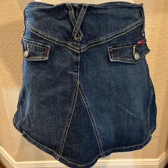 BCBG Maxazria Jeans Denim Skirt Size 4 - Picture 8 of 16